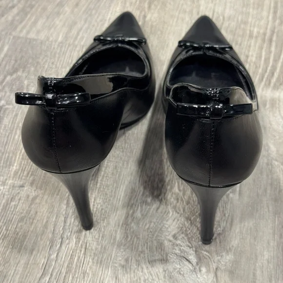Ralph Lauren Abilene Heels with Bows Black Women's Shoes size 8 SH1